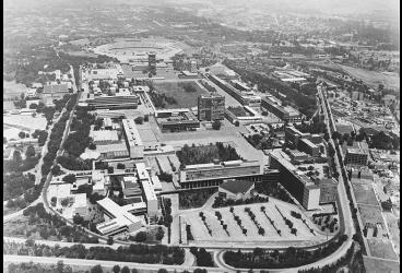 70 años: la ciudad universitaria de México y el devenir de su escuela de...