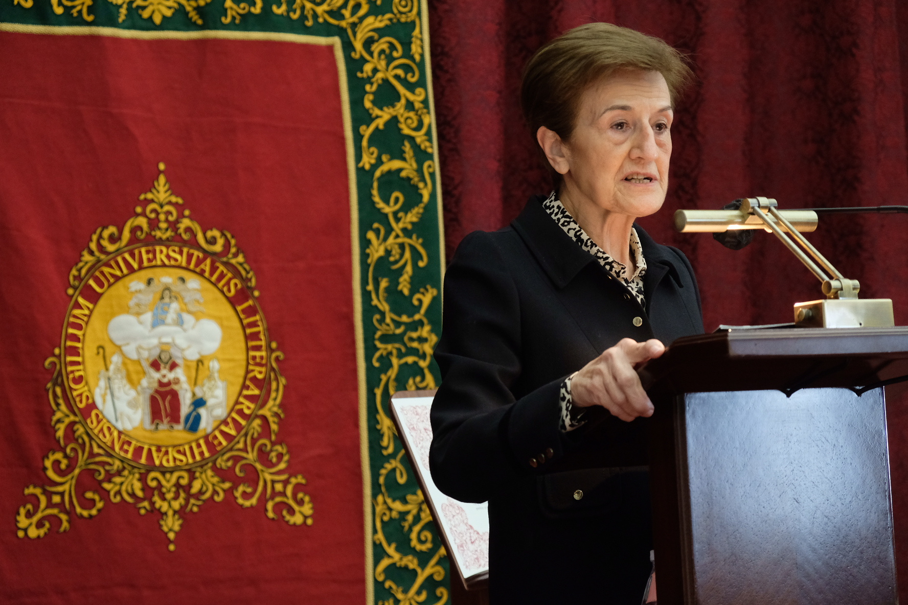 Adela Cortina Orts durante su discurso