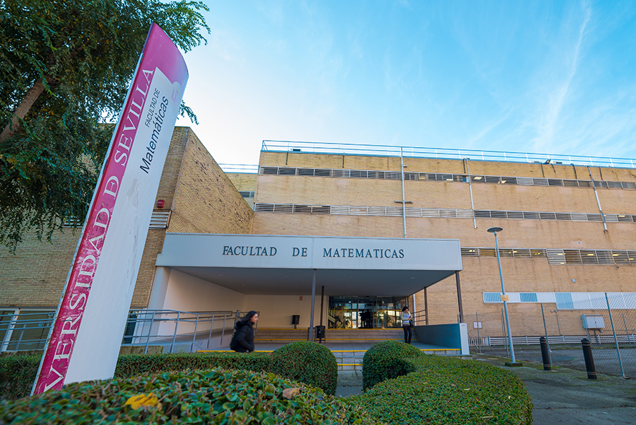 edificio facultad matematicas