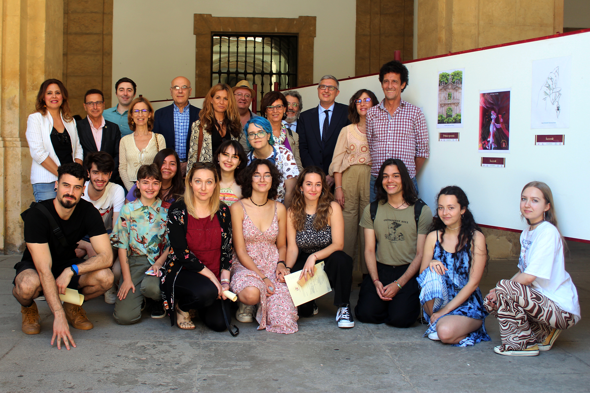 Autores de la exposición  “Campaña de la imagen de Espacios Libres de Humo"