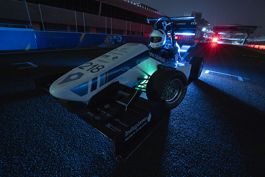 El equipo de automoción de la US, listo para competir en el circuito de Hockenheimring.