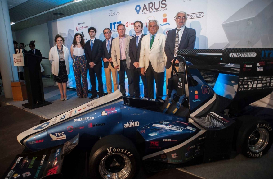 presentación del monoplaza arus