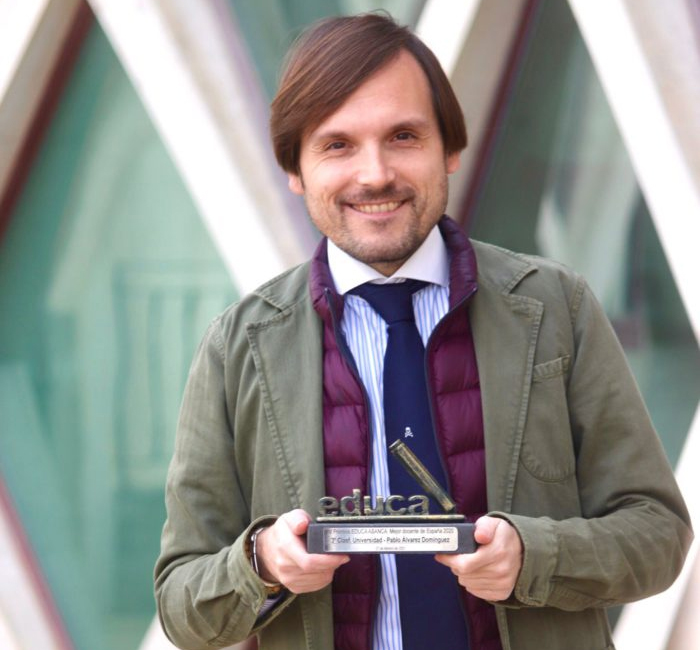 Pablo Álvarez recoge el Premio Educa Abanca