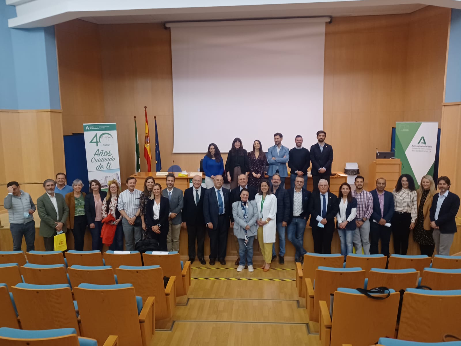 Foto de grupo del acto de entrega de premios